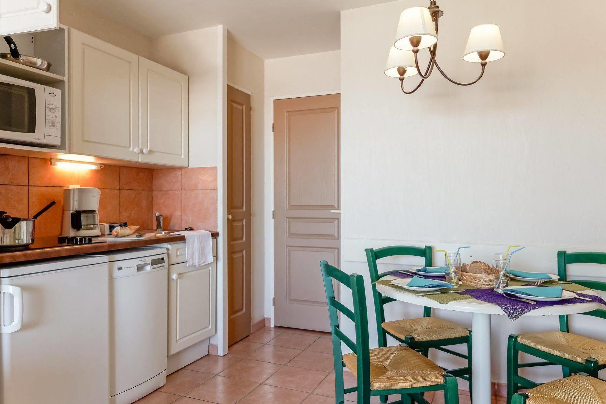Les Rivages - Appartement Vue Mer Imprenable-Piscine Six-Fours-les-Plages Exterior foto